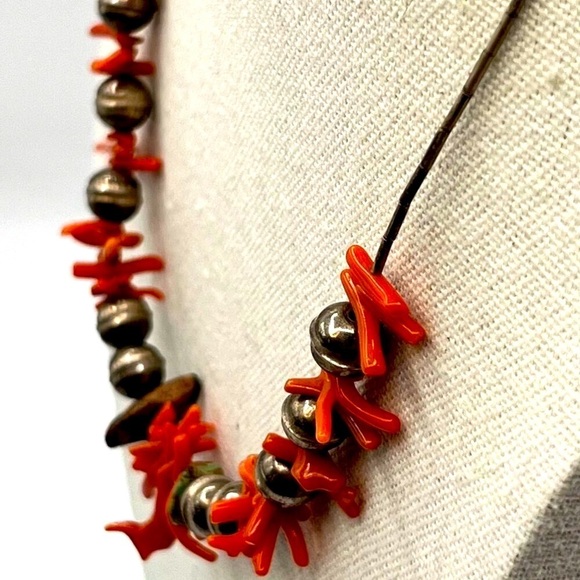 Vintage Orange Coral & Silver Bead Necklace With Turquoise Accents - Picture 4 of 7